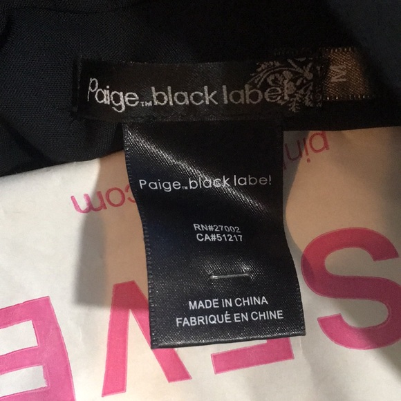 Flawless & an absolute must have in your closet! - Picture 7 of 8